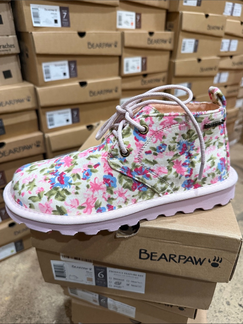 Bearpaw Skye lace boots-ivory